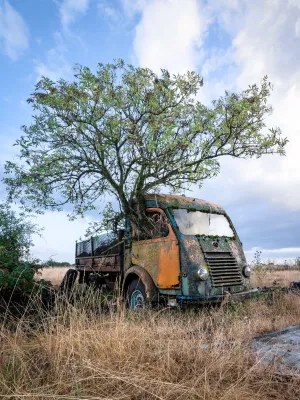 La Camionnette Enracinée